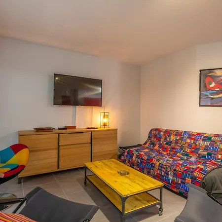 Coeur D'azur - Climatise - 1km Apartment